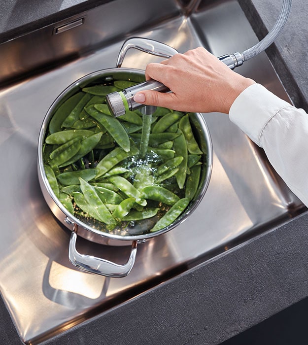 Grohe Essence New SmartControl Pull-Out Kitchen Tap 10 Grohe Essence New SmartControl Pull-Out Kitchen Tap - Image 5