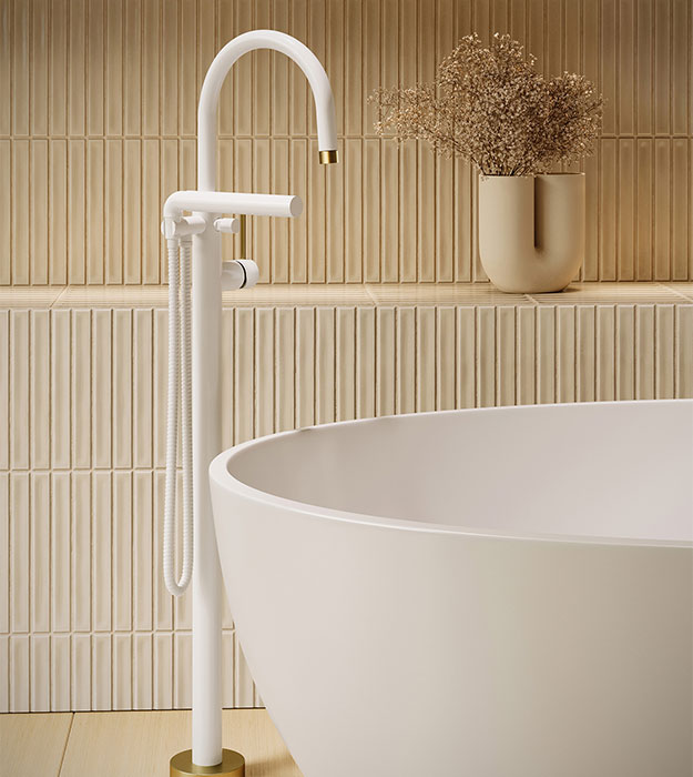 Aquabrass Umix 62384 Floormount Tub Filler 11 Aquabrass Umix 62384 Floormount Tub Filler