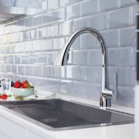Grohe Zedra Pull-Down Kitchen Triple Spray Faucet - Image 2