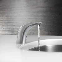 Moen 8554AC M-POWER Sensor-Operated Faucet - Image 3