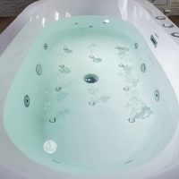 Woodbridge BJ200 Heated & Jetted Whirlpool Bathtub - Image 8