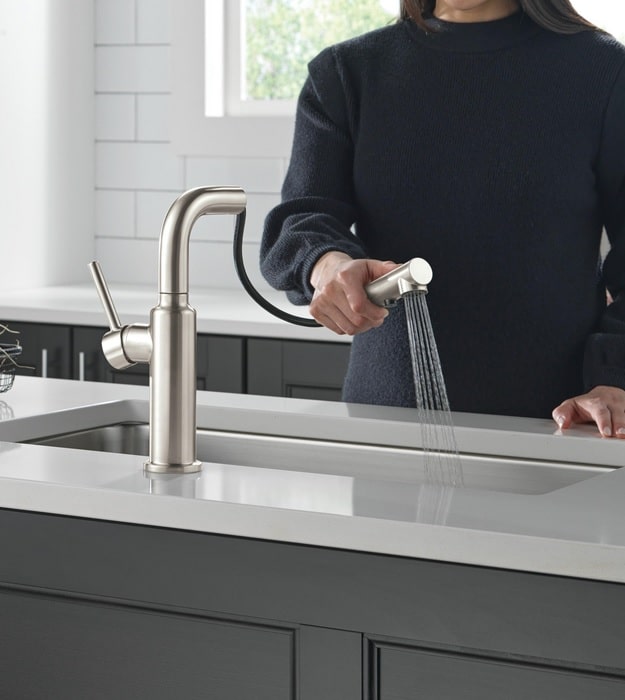 Delta Daneri Pull-Out Kitchen Faucet 16879-DST 40 Delta Daneri Pull-Out Kitchen Faucet 16879-DST - Image 5